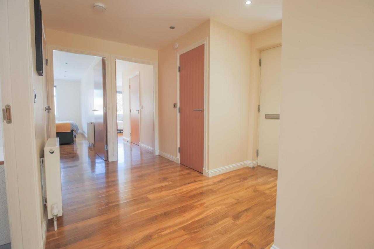 Stylish Modern Newly Built Apartment 15 Min From City Centre Edinburg Exteriör bild